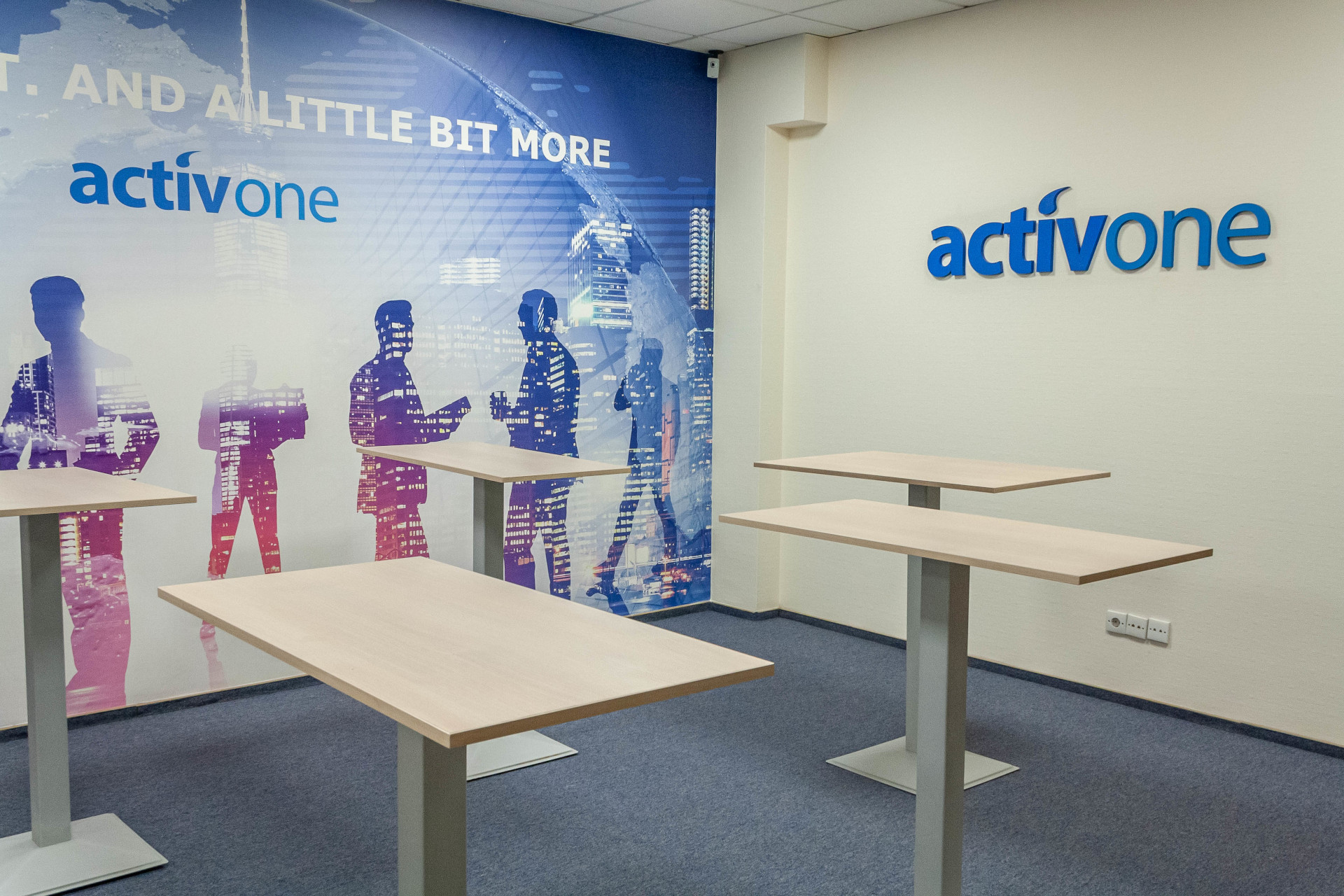 Spatiu adiacent sala Activ03